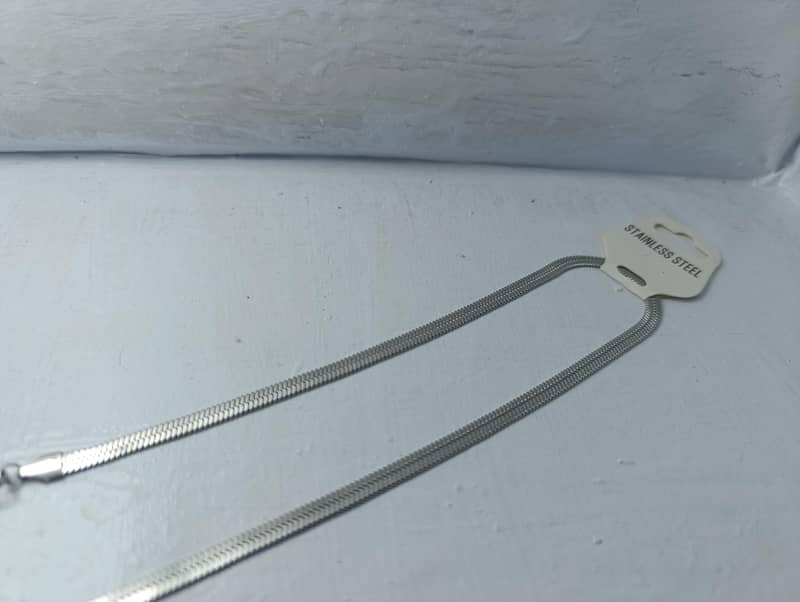 Chains 3