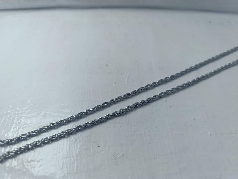 Chains 12