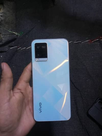 Vivo Y21