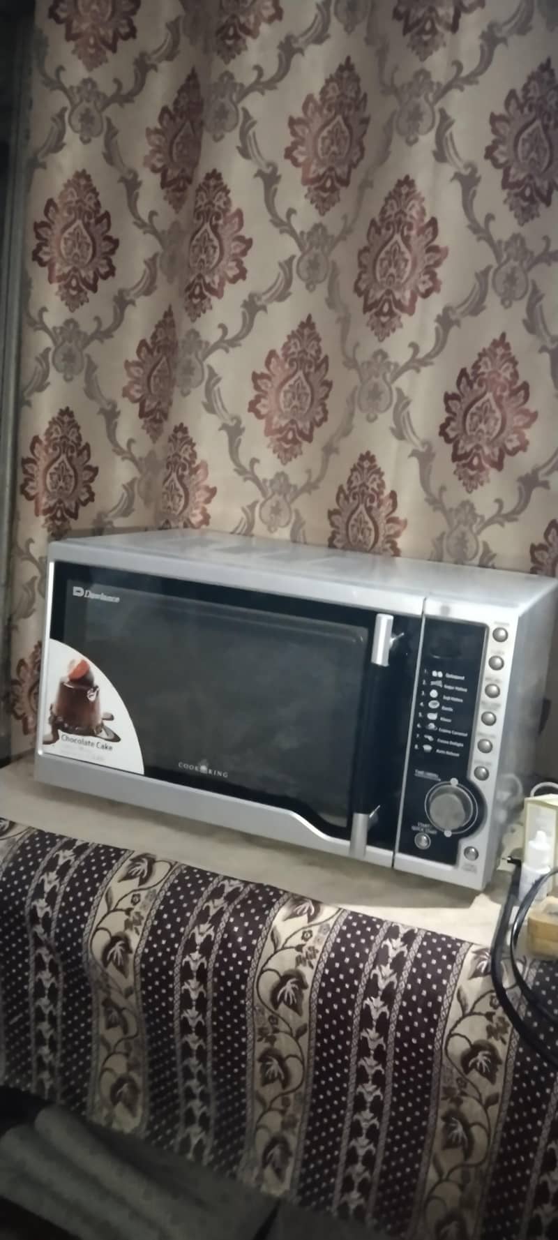 Dawlance Microwave 1