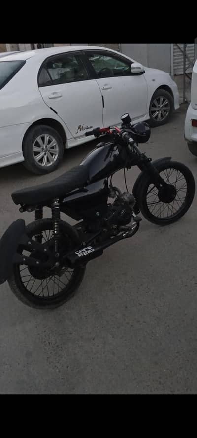 Unique 70 2022 Cafe Racer – Modified