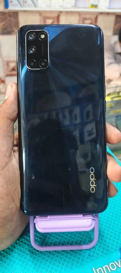 OPPO A52