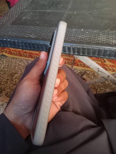 Infinix Note 30