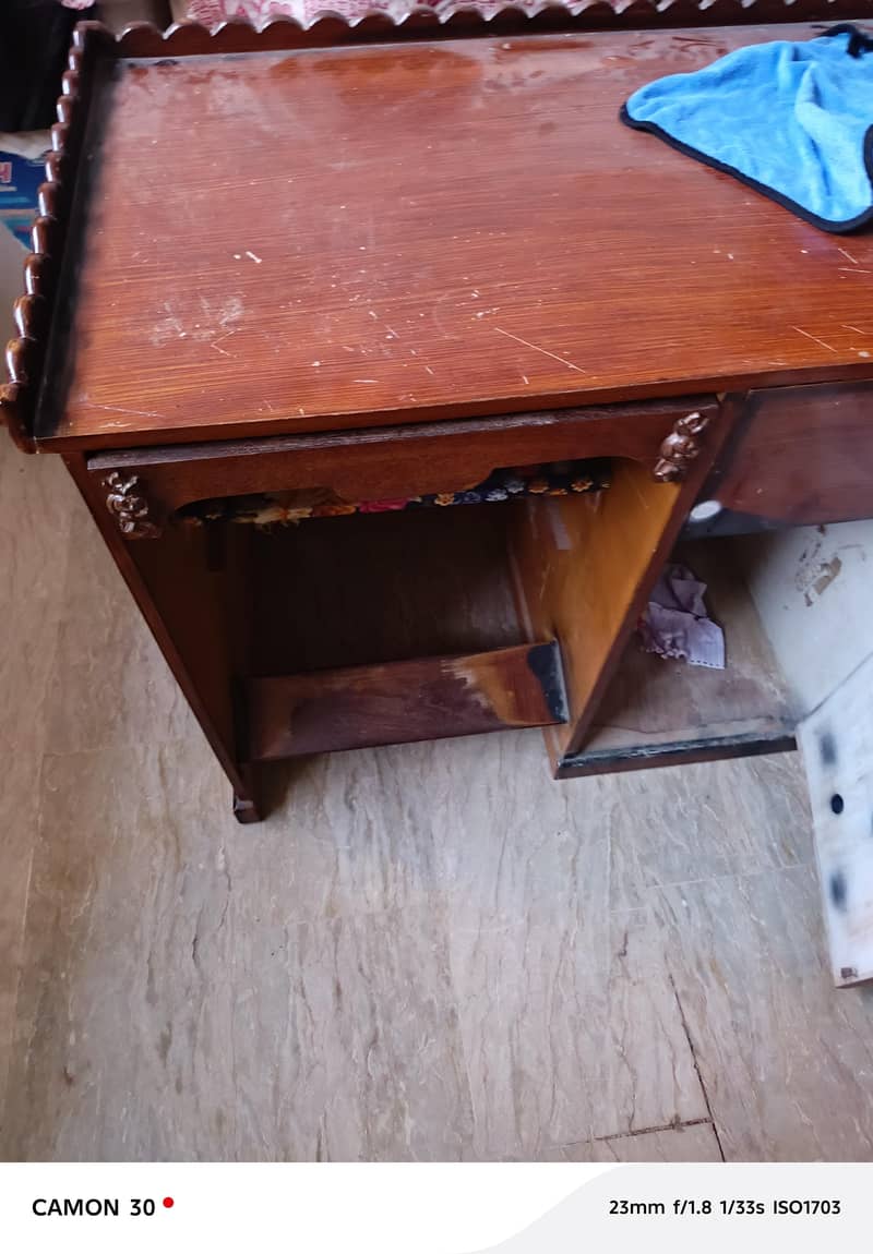 computer table 1
