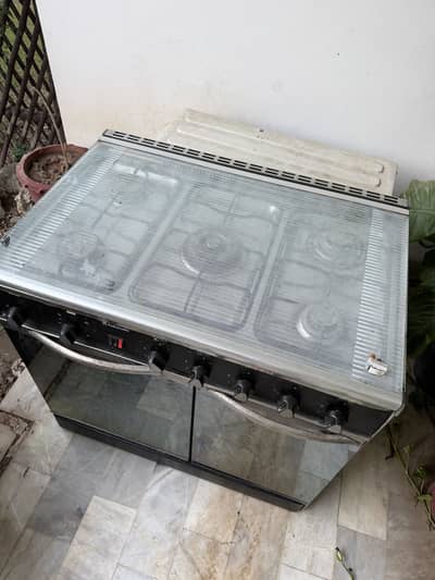 Selling Oven Stove in good condition