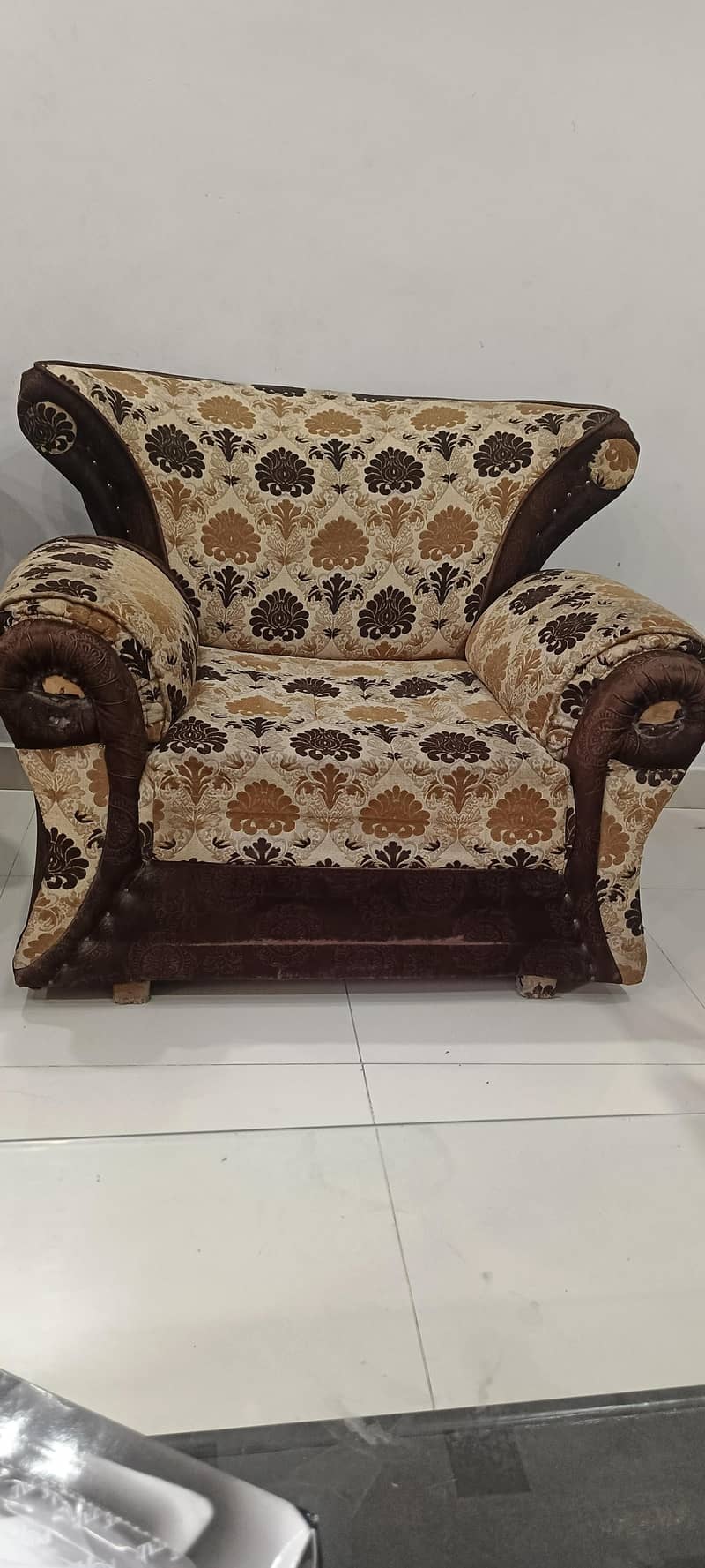 5 Seater Sofa Set 4