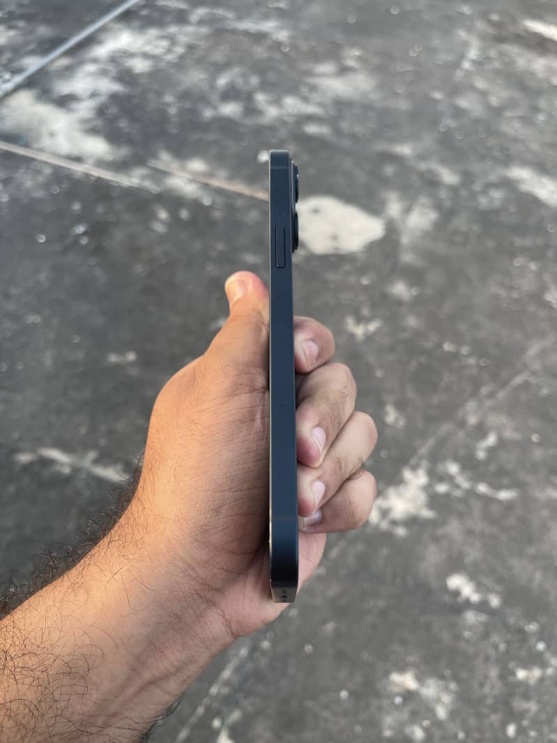 Apple iPhone 14 plus 3