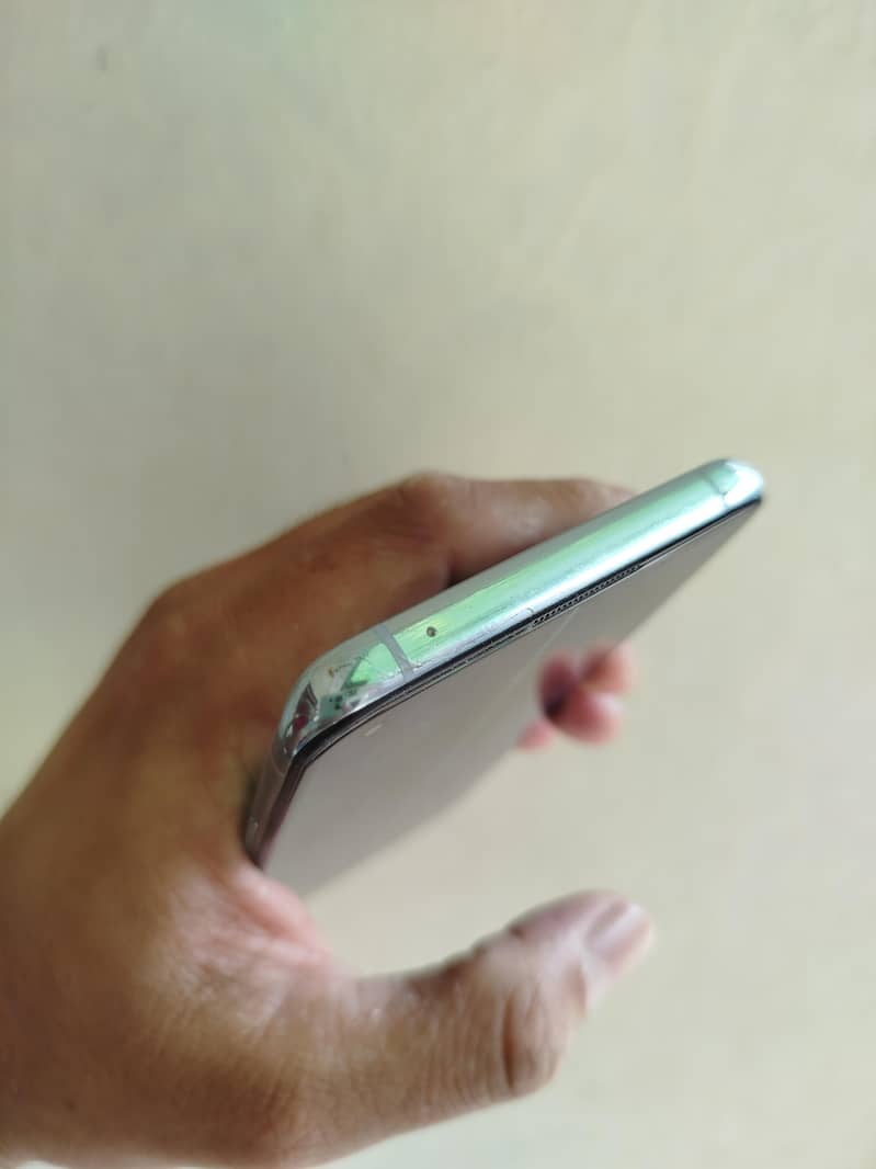 One Plus 8T 4
