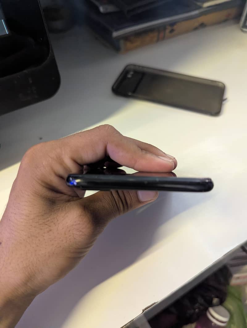 iPhone 7 Plus 128 gb 3