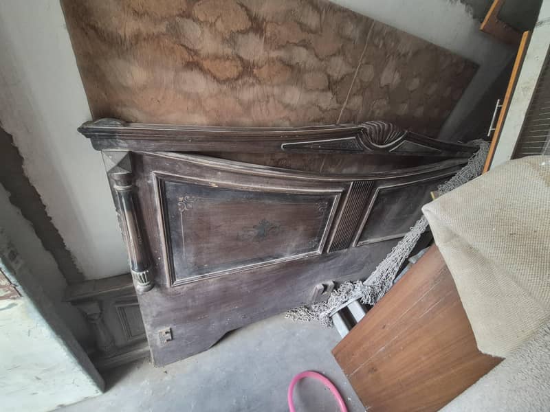 5 seater sofas, rack, bed 3