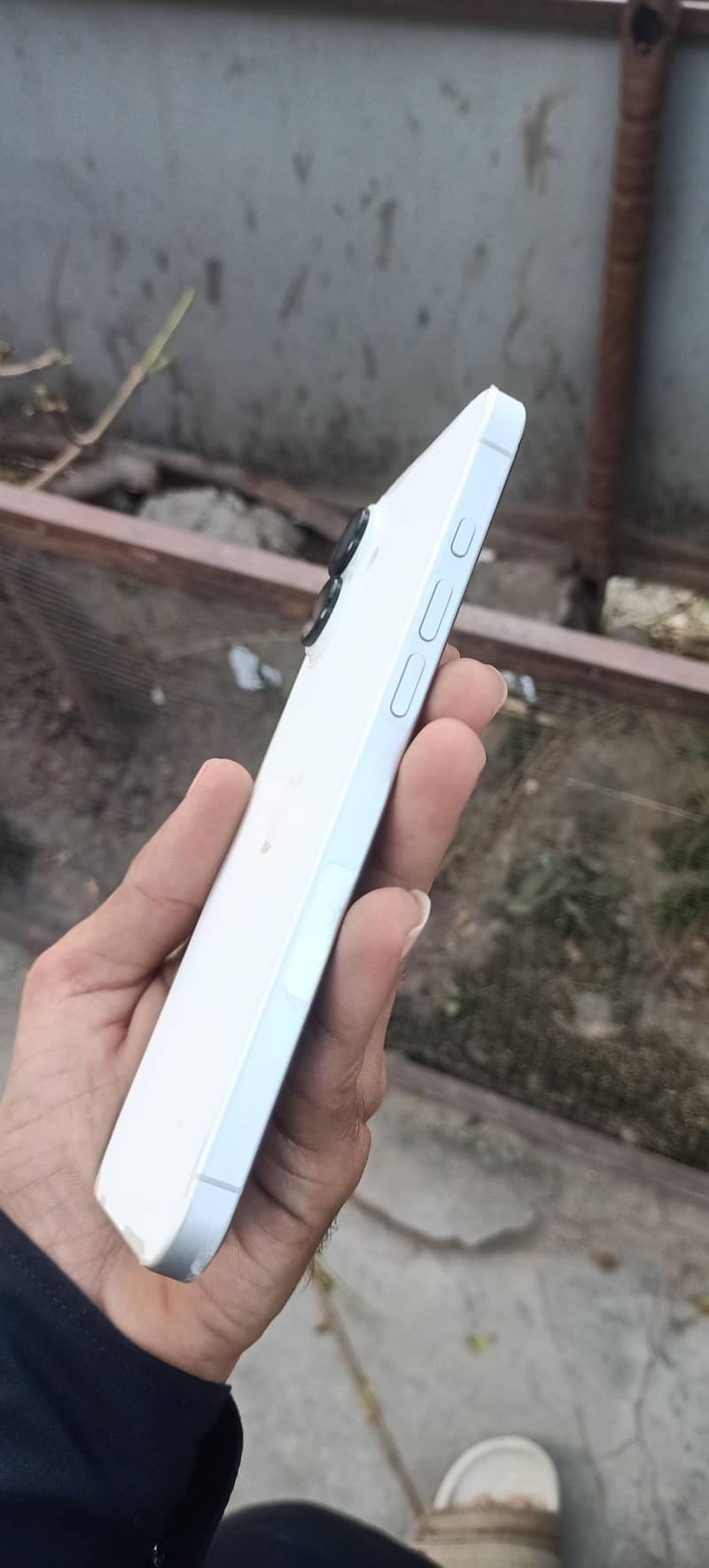 Apple iPhone 16 Plus 2