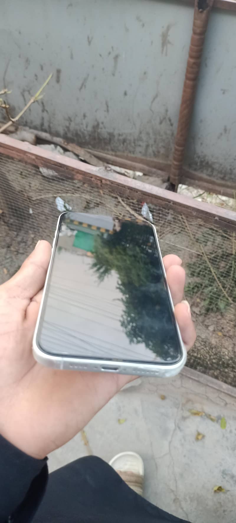 Apple iPhone 16 Plus 4