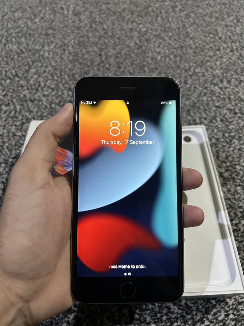 iPhone 6S Plus 0