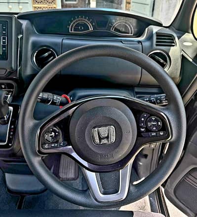Honda N Box Custom plus sports 2020
