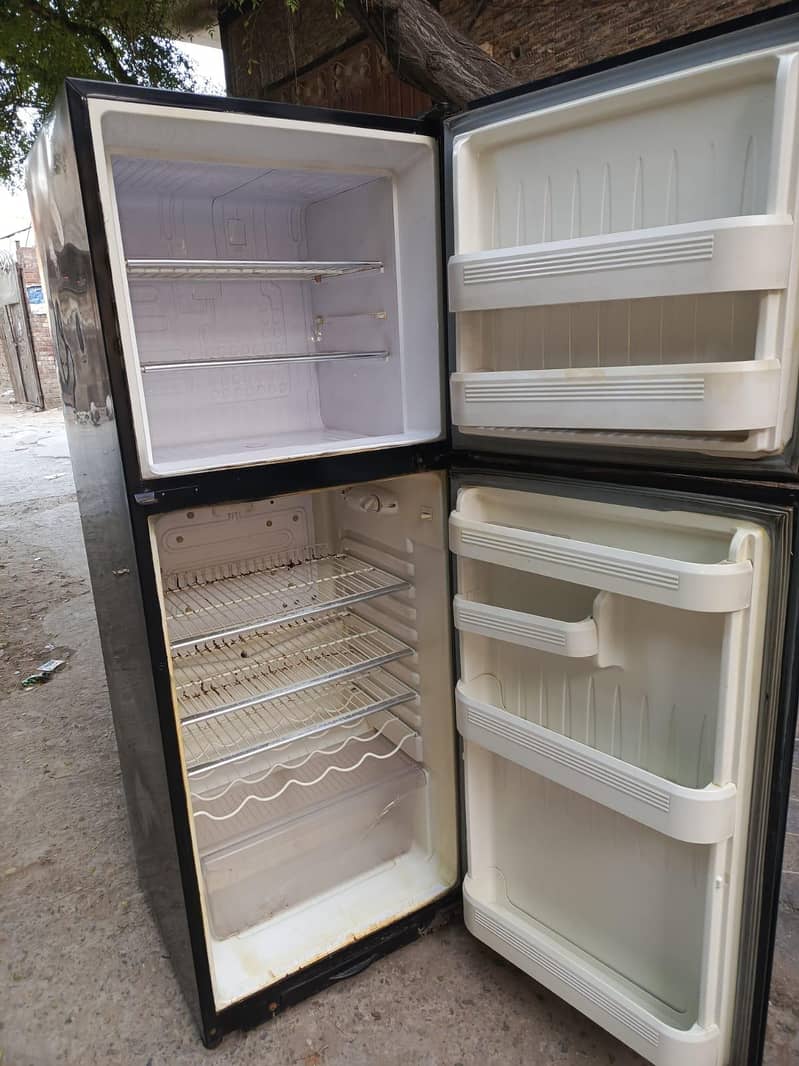 Refrigerator 3