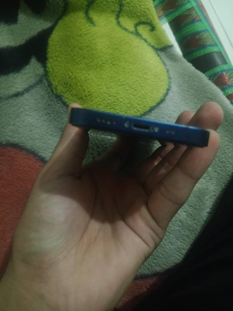iphone 12 mini 1