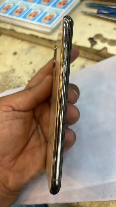Apple iPhone XS