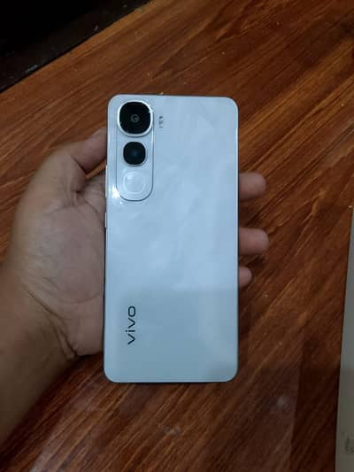 Vivo Y400