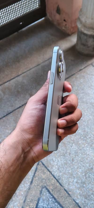 Apple iPhone 15 Pro Max