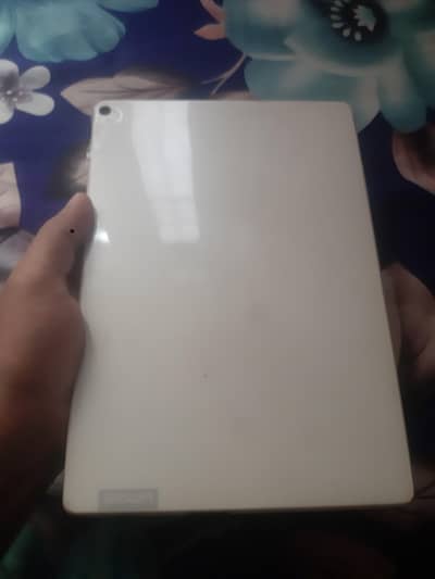 Lenovo