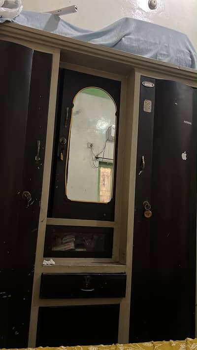 3 door safe