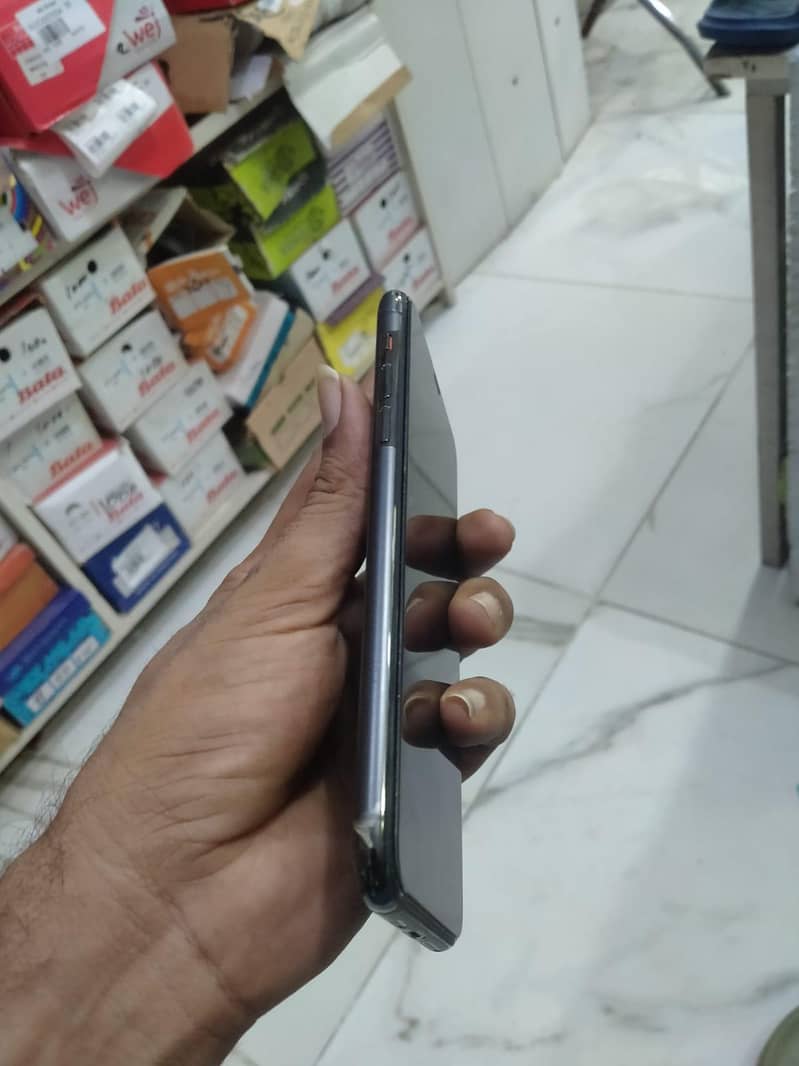 Apple iPhone 11 Pro Max Fu 256gb 2