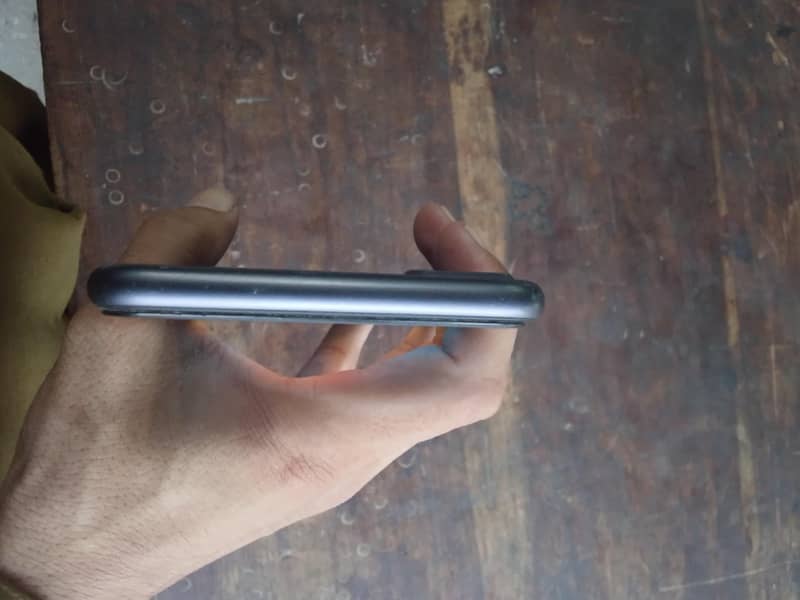 Apple iPhone 8 Plus 5