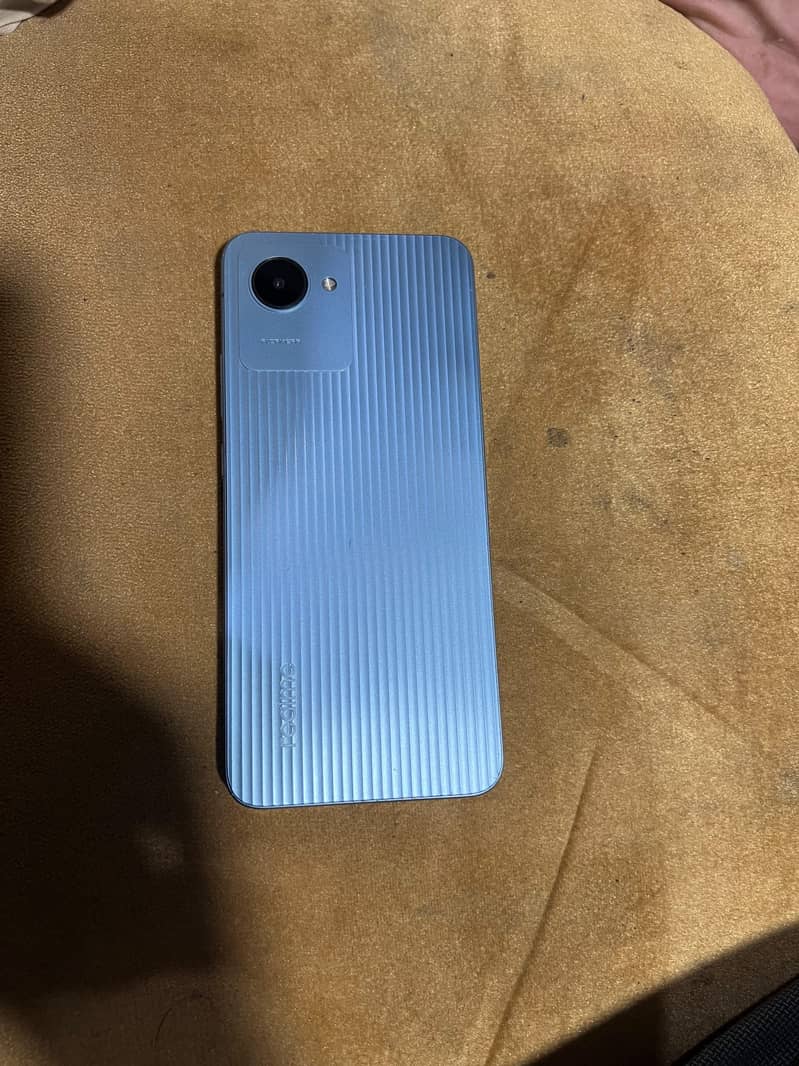 Realme C30 1