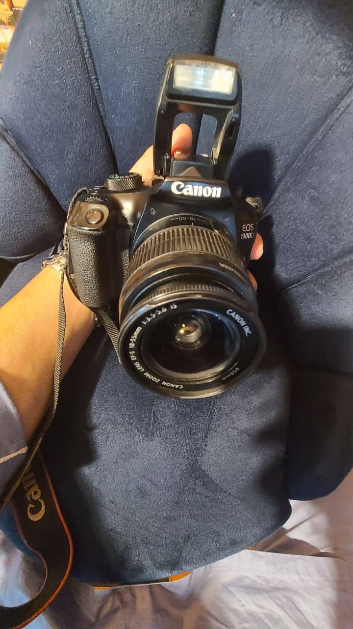 Canon EOS 1300D 0