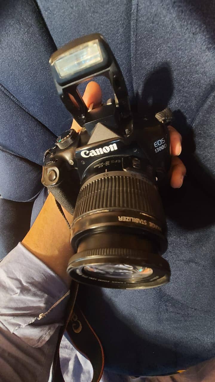 Canon EOS 1300D 5