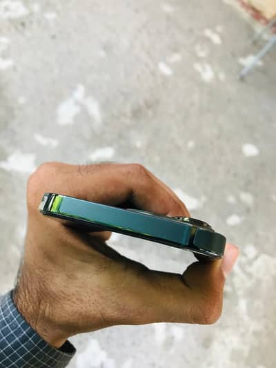 Apple iPhone 13 Pro