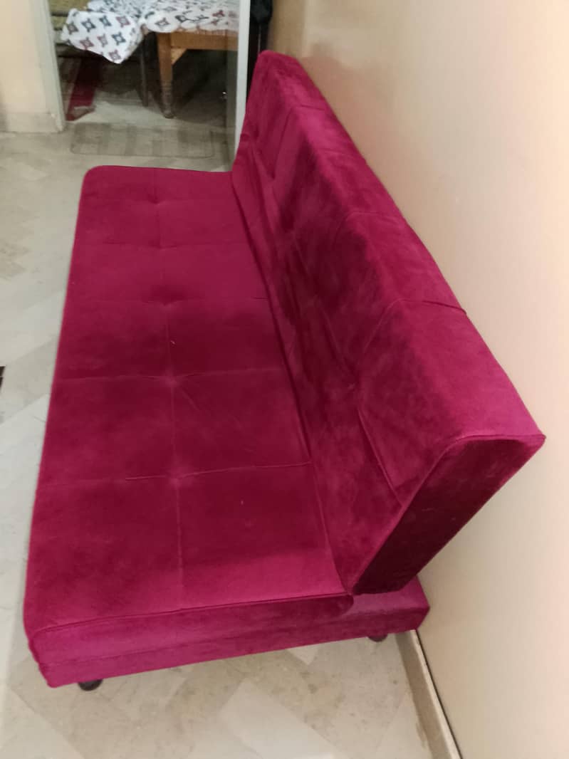 sofa bed. 4