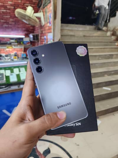 Samsung S24 with Box Official PTA Approved
