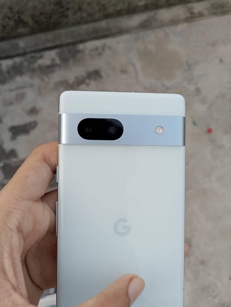 Google Pixel 7a 2