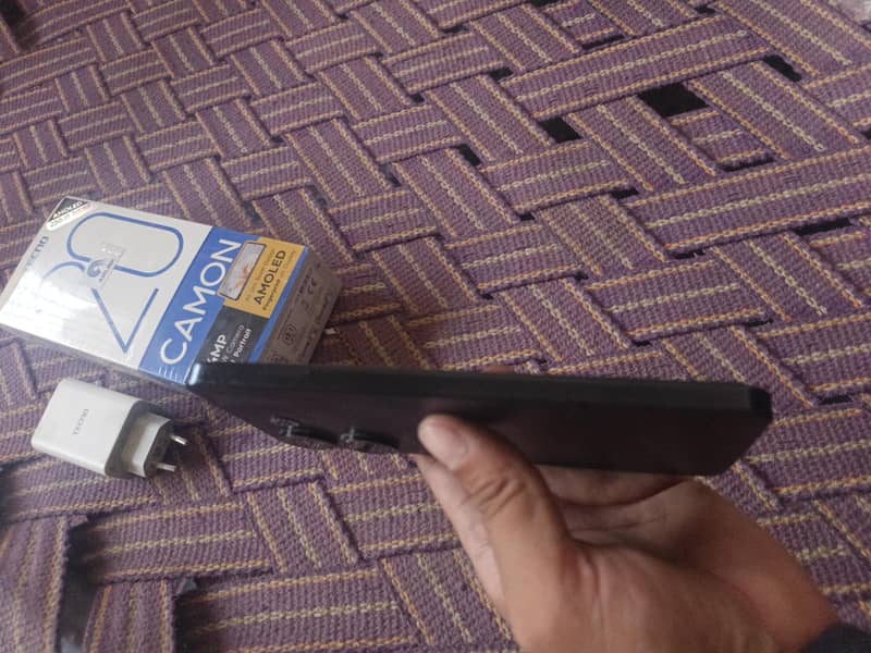 Tecno CAMON 20 1