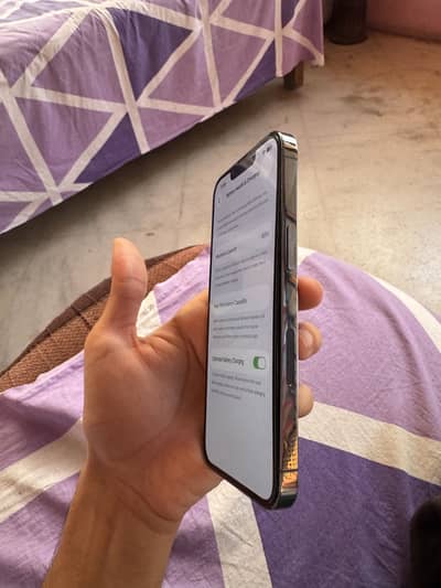 iPhone 13 Pro jv