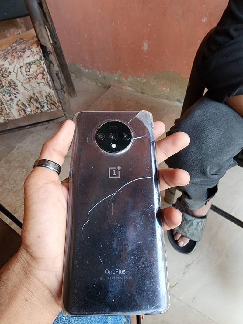 One Plus 7T 1