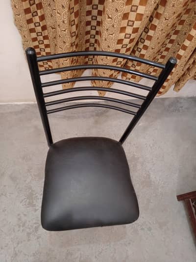 8 Chairs with one Glass Table