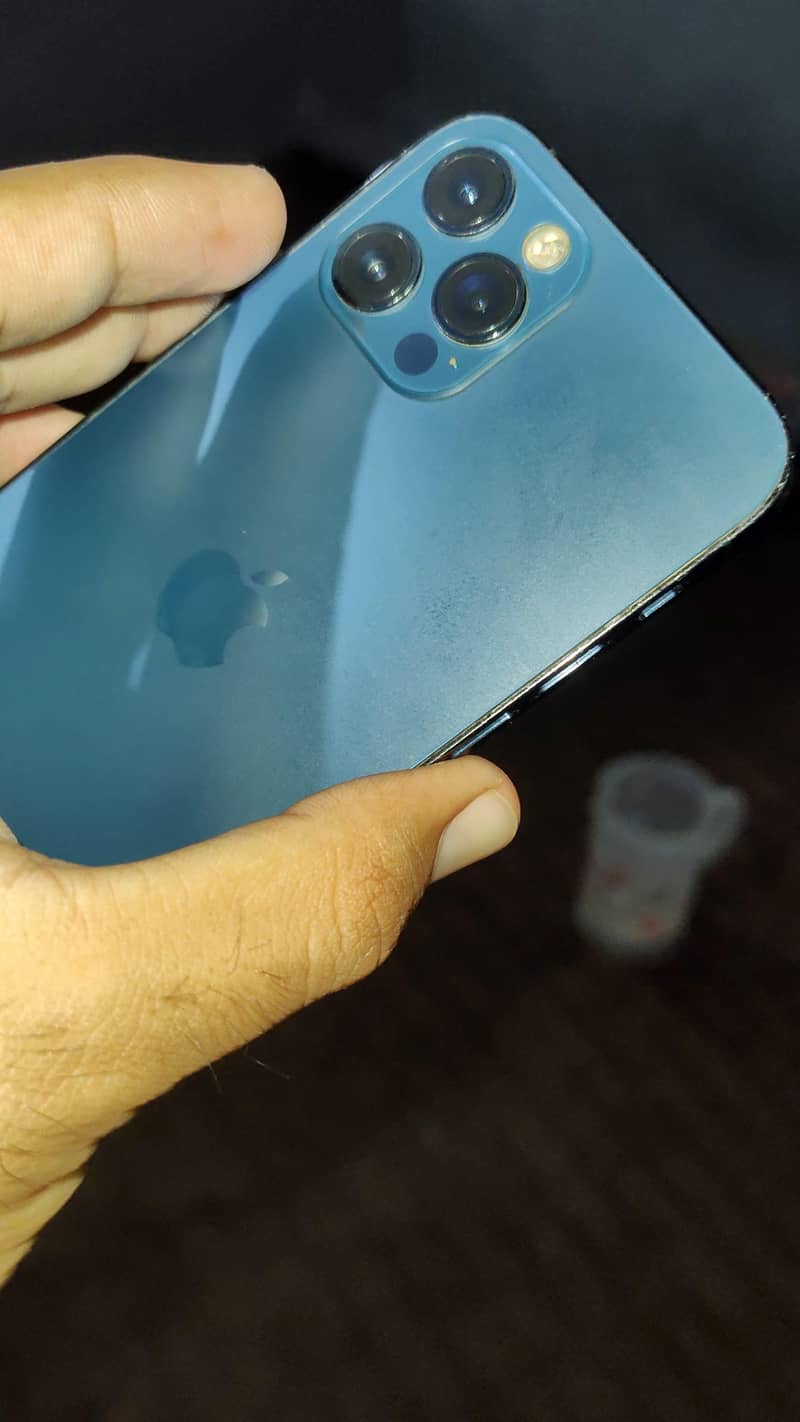 Apple iPhone 12 Pro 8