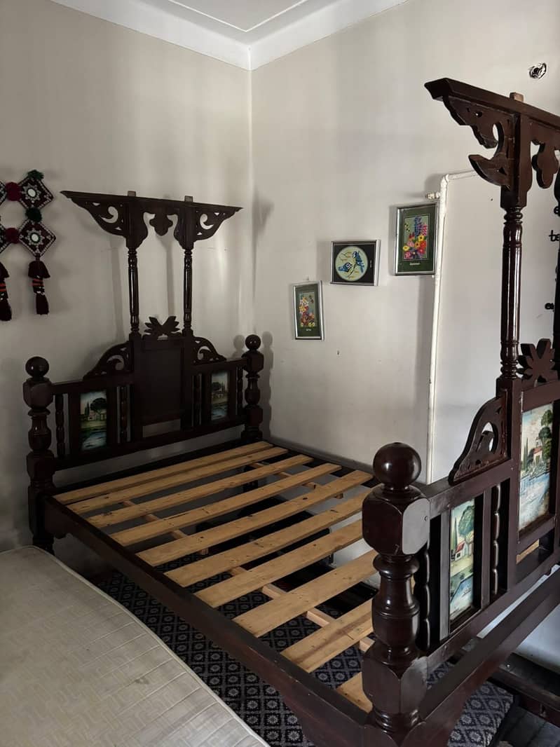King size Bed 6