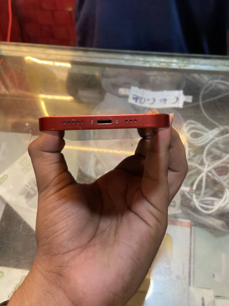 Apple iPhone 12 3