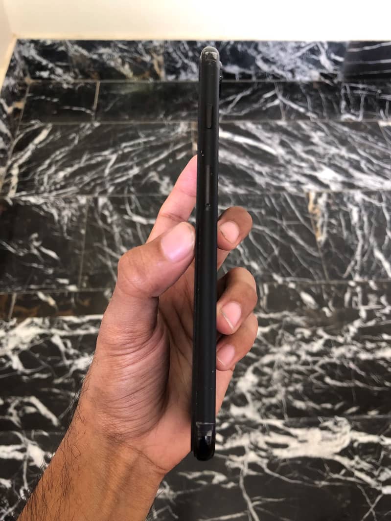 Apple iPhone 7 Plus 7