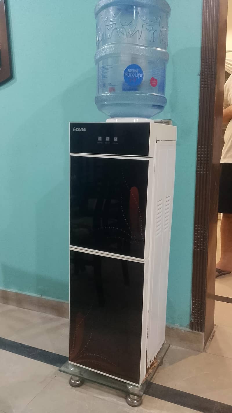 dispenser 3