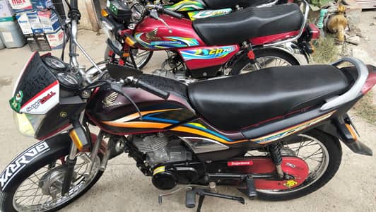 Honda dream cg125. for sale good condition demand 1.30