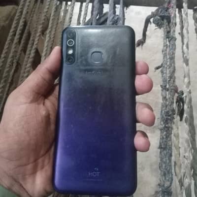 Infinix Hot 8 Lite