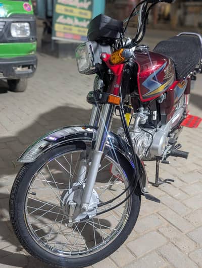 Honda cd70 red color