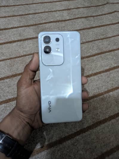 Vivo V29