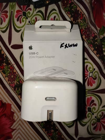 USB c 20 w power I phone charging for sale