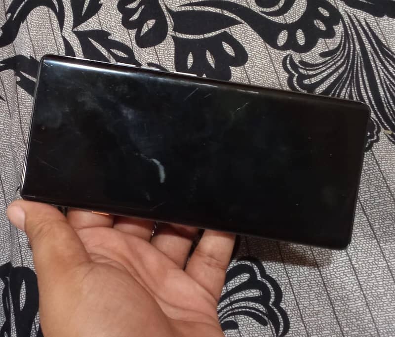 Tecno CAMON 40 Pro 1