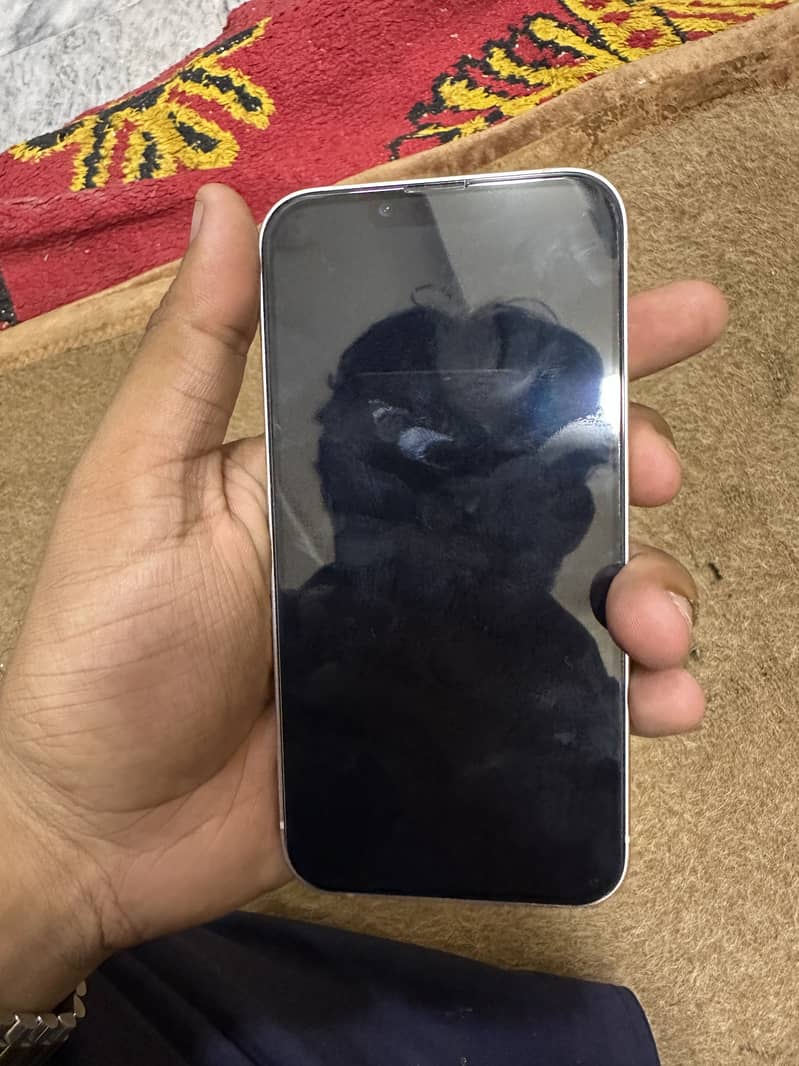 Apple iPhone 13 3